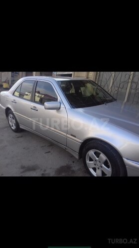 Mercedes C 230 1999, 240,000 km - 2.3 l - Bakı