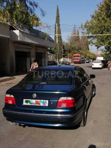 BMW 528 1997, 284,000 km - 2.8 л - Bakı