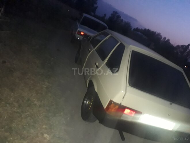LADA (VAZ) 2109 1989, 1,500,600 km - 0.1 л - Yevlax