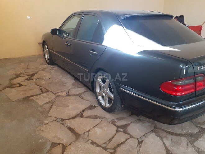 Mercedes E 320 1999, 5,500 km - 0.3 l - Ağstafa