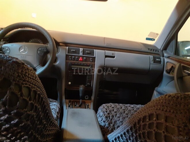 Mercedes E 320 1999, 5,500 km - 0.3 l - Ağstafa