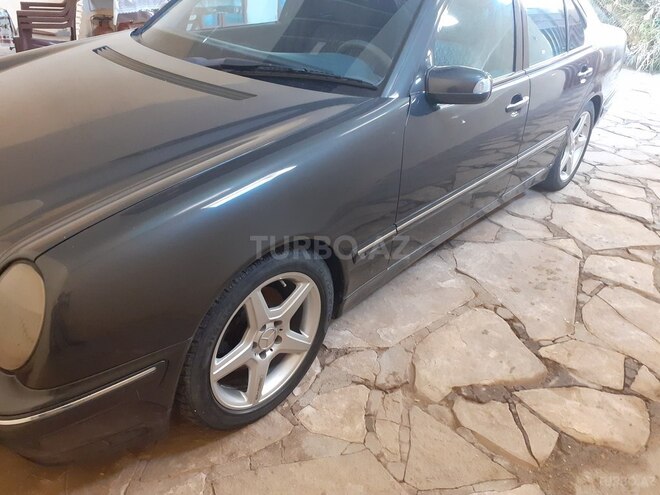 Mercedes E 320 1999, 5,500 km - 0.3 l - Ağstafa