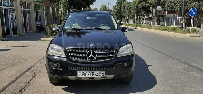 Mercedes ML 350 2007, 212,000 km - 3.5 l - Qazax