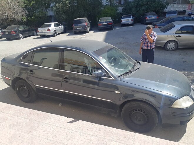 Volkswagen Passat 2001, 320,000 km - 1.8 l - Bakı