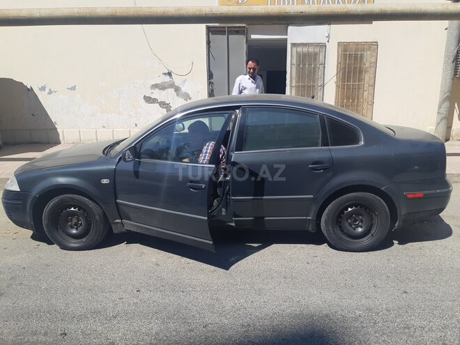 Volkswagen Passat 2001, 320,000 km - 1.8 l - Bakı
