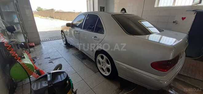 Mercedes E 320 2001, 2,040,002 km - 3.2 l - Bakı