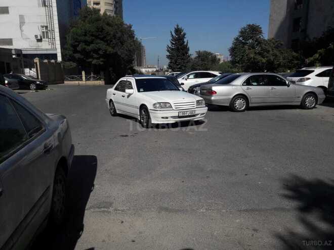 Mercedes C 230 1999, 248,000 km - 2.3 l - Bakı