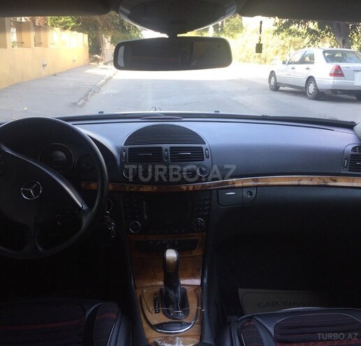 Mercedes E 240 2002, 262,000 km - 2.6 l - Bakı