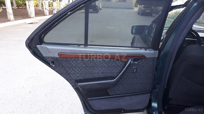 Mercedes C 180 1995, 266,000 km - 1.8 l - Sumqayıt