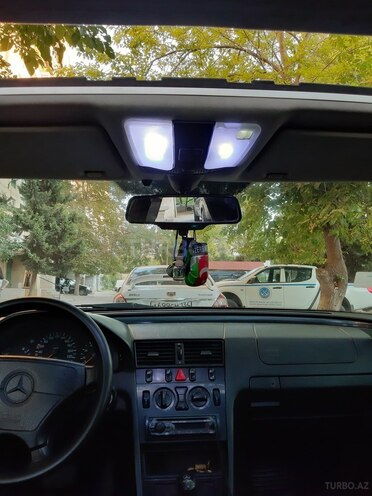 Mercedes C 220 1996, 300,200 km - 2.2 л - Bakı