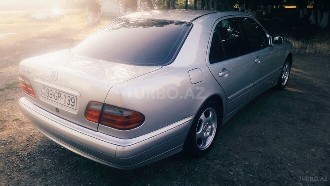 Mercedes E 200 2000, 202,000 km - 0.2 l - Masallı