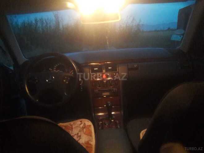 Mercedes E 200 2000, 202,000 km - 0.2 l - Masallı