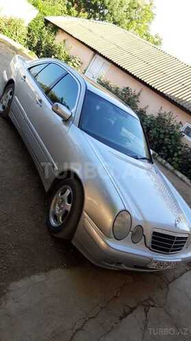 Mercedes E 200 2000, 202,000 km - 0.2 l - Masallı