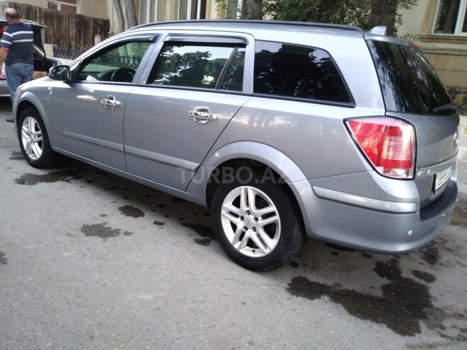 Opel Astra 2006, 225,000 km - 1.6 l - Bakı