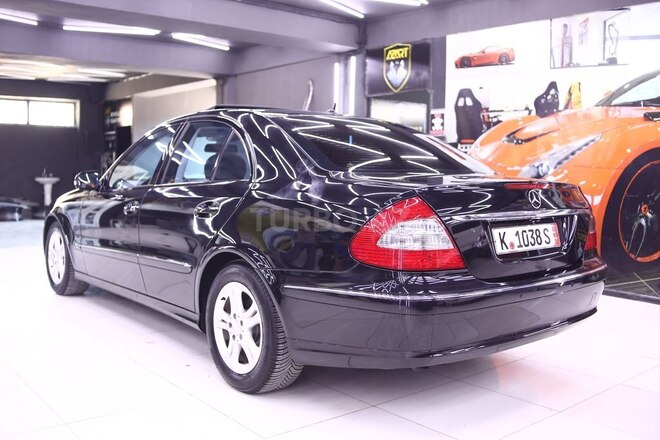 Mercedes E 220 2007, 249,000 km - 2.2 l - Bakı