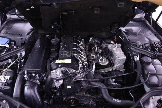 Mercedes E 220 2007, 249,000 km - 2.2 l - Bakı
