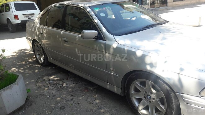 BMW 525 2003, 285,324 km - 2.5 l - Bakı