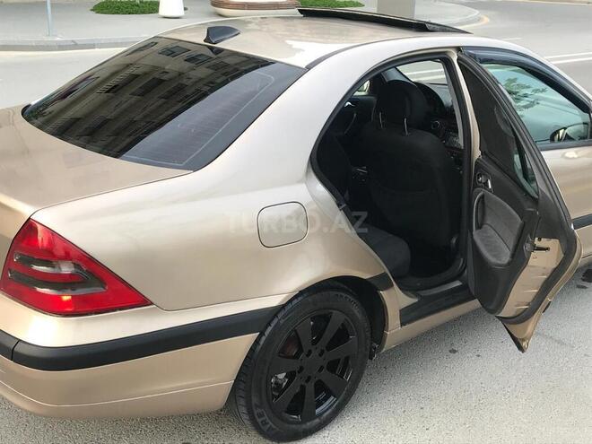 Mercedes C 200 2001, 346,000 km - 2.0 l - Bakı