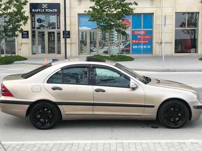 Mercedes C 200 2001, 346,000 km - 2.0 l - Bakı