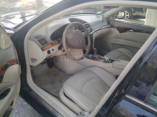 Mercedes E 320 2002, 320,000 km - 3.2 l - Bakı