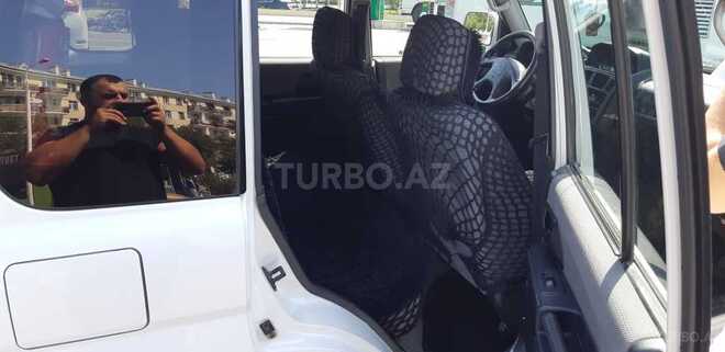 Mitsubishi Pajero io 1999, 199,999 km - 1.8 л - Bakı