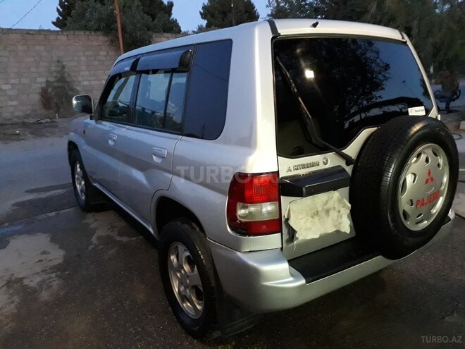 Mitsubishi Pajero io 2001, 156,900 km - 2.0 l - Bakı