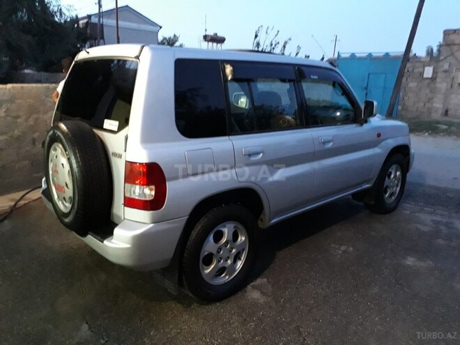 Mitsubishi Pajero io 2001, 156,900 km - 2.0 l - Bakı