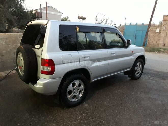 Mitsubishi Pajero io 2001, 156,900 km - 2.0 l - Bakı