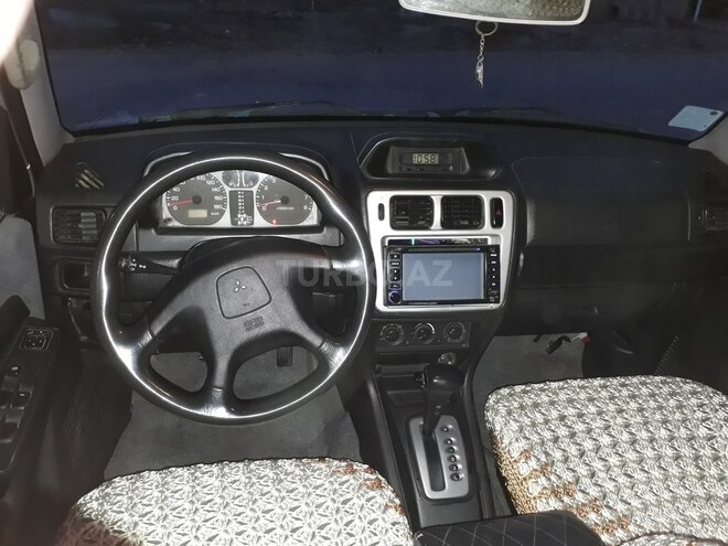 Mitsubishi Pajero io 2001, 156,900 km - 2.0 l - Bakı
