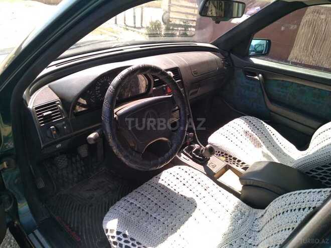 Mercedes C 180 1995, 3,220 km - 0.4 l - Neftçala
