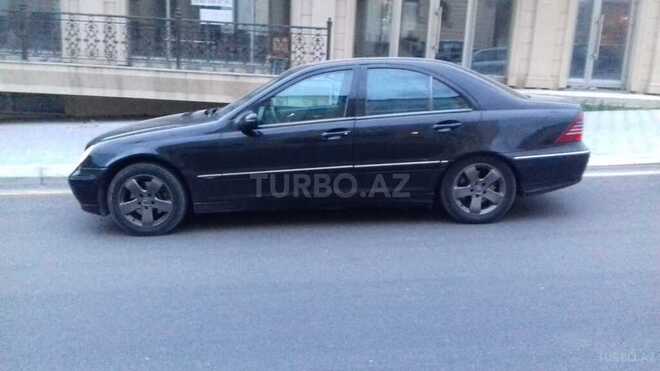 Mercedes C 320 2001, 230,000 km - 3.2 l - Bakı