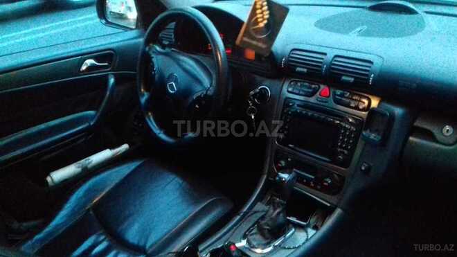 Mercedes C 320 2001, 230,000 km - 3.2 l - Bakı