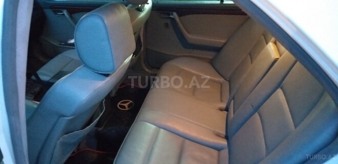 Mercedes C 220 1995, 166,350 km - 2.2 l - Göyçay