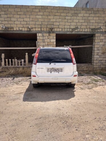 Nissan X-Trail 2001, 180,000 km - 2.0 л - Qusar