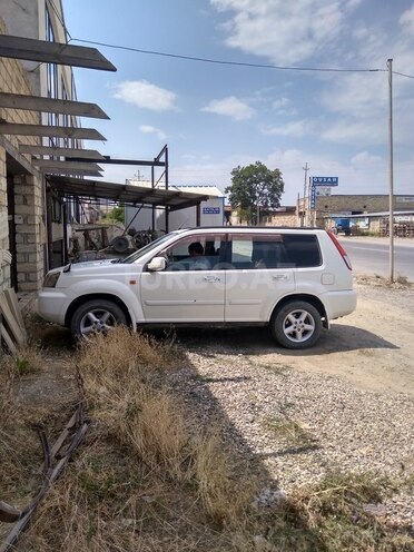 Nissan X-Trail 2001, 180,000 km - 2.0 л - Qusar