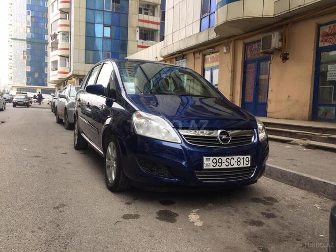 Opel Zafira 2009, 175,000 km - 1.6 l - Bakı