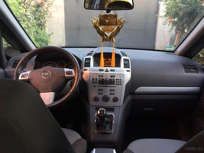 Opel Zafira 2009, 175,000 km - 1.6 l - Bakı