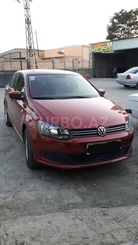 Volkswagen Polo 2013, 50,000 km - 1.6 л - Gəncə
