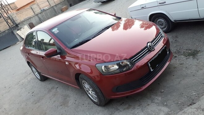 Volkswagen Polo 2013, 50,000 km - 1.6 л - Gəncə