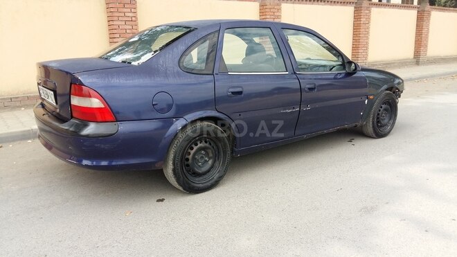 Opel Vectra 1996, 283,000 km - 1.6 l - Bakı
