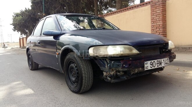 Opel Vectra 1996, 283,000 km - 1.6 l - Bakı