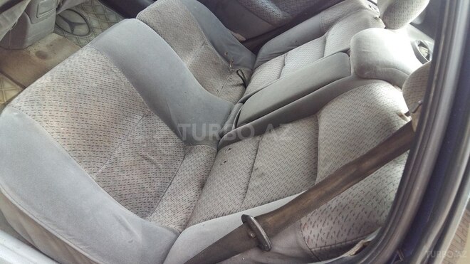 Opel Vectra 1996, 283,000 km - 1.6 l - Bakı