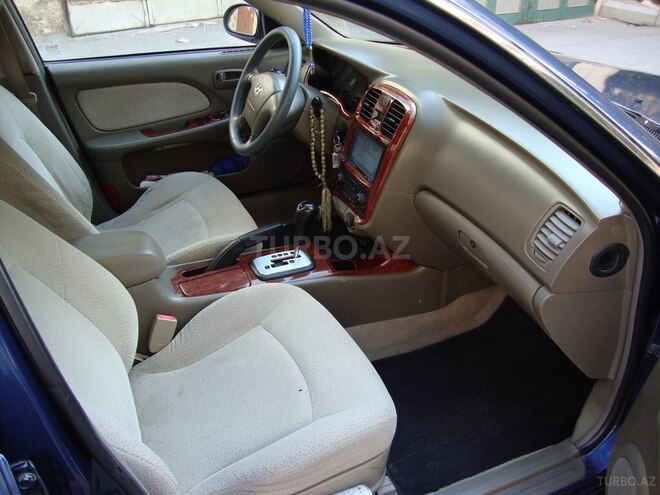 Hyundai Sonata 2004, 294,000 km - 2.0 l - Bakı