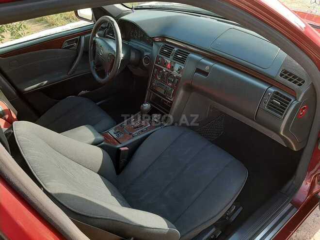 Mercedes E 200 1999, 350,000 km - 2.0 l - Bakı