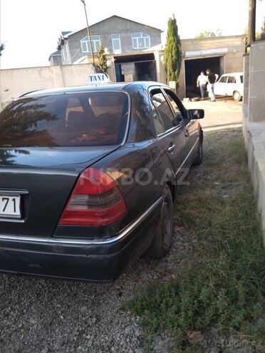 Mercedes C 220 1995, 457,000 km - 2.2 л - Bakı