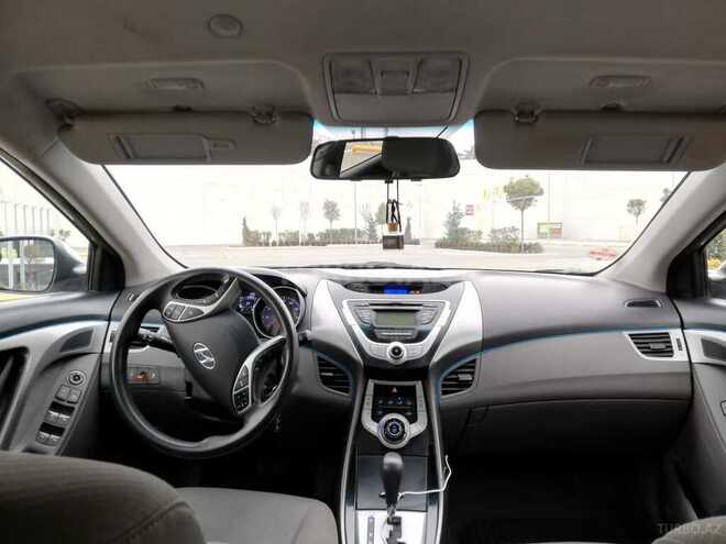 Hyundai Elantra 2011, 201,600 km - 1.8 л - Bakı