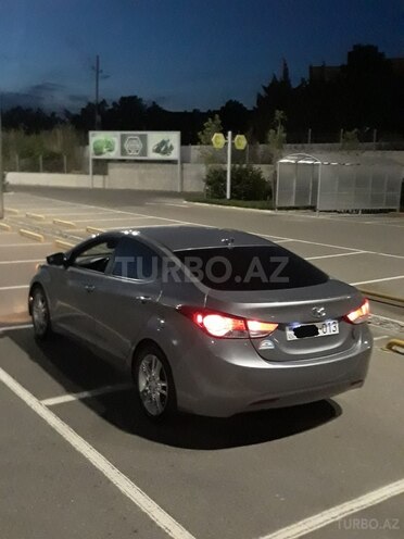 Hyundai Elantra 2011, 201,600 km - 1.8 л - Bakı