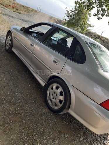Opel Vectra 1999, 420,000 km - 1.8 l - Qazax