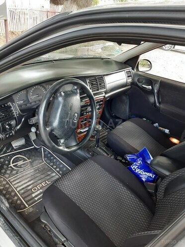 Opel Vectra 1999, 420,000 km - 1.8 l - Qazax