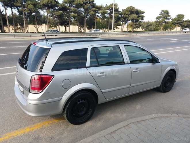 Opel Astra 2006, 180,000 km - 1.6 l - Bakı